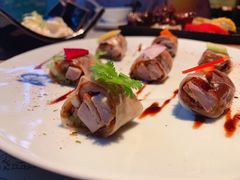 -穹六人间 people 6(岳阳路店)
