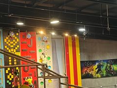 -极限Jump蹦床·新潮玩运动世界·室内乐园·团建·派对中心