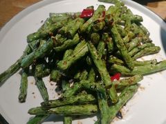 -蜜桃餐厅·伴山(湖滨商业街店)