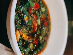 -老来福·非遗酸汤兔(凯旋路店)