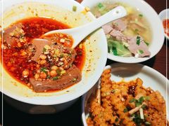 -全牛匠·乐山跷脚牛肉(西单华威约饭街店)