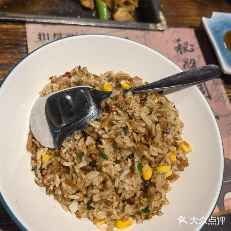 梦时代后面的江湖铁板烧，冬天氛围很好