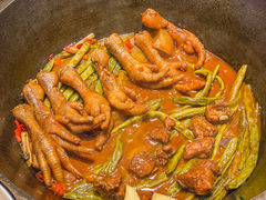 -山河屯铁锅炖·非遗东北菜(南山店)