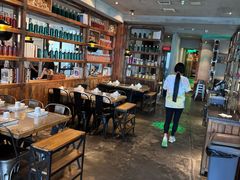 -牛德亨臻牛潮汕火锅(万邦时代店)
