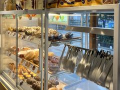 -85度C(生甜甜圈研究工坊·上海平凉店)