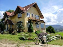 -黄色小屋