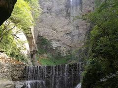 -燕子河大峡谷天坑仙境