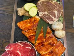 -本苑烤肉自助餐厅