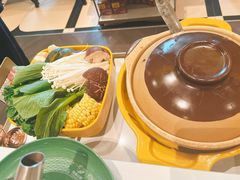 -润园四季椰子鸡火锅(卓越INTOWN店)