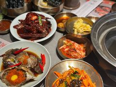 -草家酱蟹炭火烤肉店(珲春南路一店)