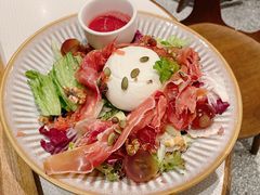 布拉塔芝士意式风干火腿色拉-BAKER&SPICE(环贸店)