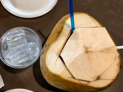 -东海岸人工湖美食村