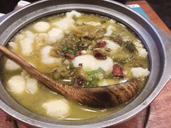 -周鱼小馆石锅酸菜鱼(活力汇店)