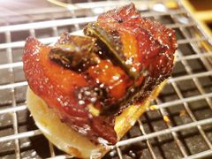 龙井脆皮茶香肉-老头儿油爆虾·知味杭州(爱琴海购物中心)
