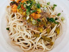 招牌热干面-德泓面馆(颐高店)