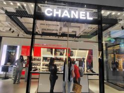 -Chanel