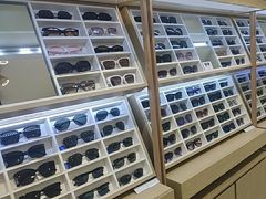 -标准眼镜·蔡司官方授权店(塘沽远洋未来汇店)