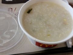 谷物鸡肉麦鲜粥-麦当劳(健德桥得来速店)