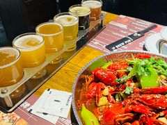 -爱啤精酿·民谣酒馆(滨江店)