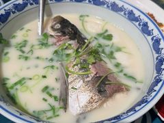 -南京金牛湖巨碗鱼头