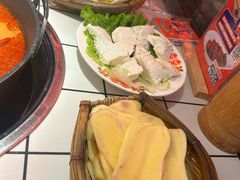 -热火朝天鲜切牛肉火锅(南强街巷店)