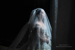 点击看大图 -拉瑞娜LaReine婚纱礼服高级定制