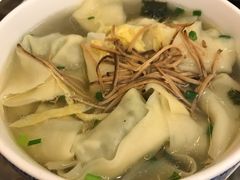 -笑来喜馄饨小笼工坊店(湖滨街店)