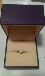 -威德钻石-克拉钻大本营(南京东路店)