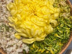 鲜花拼盘-蘑界·野生菌火锅(深业上城店)