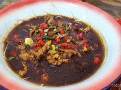 水煮肉片-老三样·美食研究中心(世贸路店)