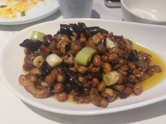 宫保鸡丁-夫妻肺片·中华老字号·正宗川菜(春熙路店)