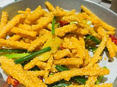 -巴厘龙虾·榜首油焖大虾(音乐学院·沿江酒馆店)