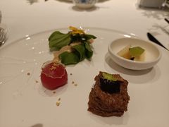 -Yan Ting 宴庭中餐厅(上海静安瑞吉酒店)