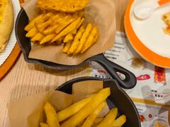 -必胜客(WOW梦之城店)