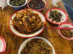 -冶建镜子·老南昌大排档·江西虾王(总店)