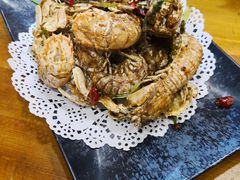 -老东镇啤酒屋海鲜加工·蒸汽海鲜·海鲜烧烤(台东店)