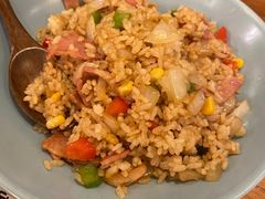 培根鲜露虾仁炒饭-红小满休闲餐厅(十全街店)