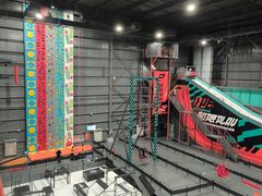 -极限PLAY运动娱乐新世界·团建派对表演休闲馆·室内高空游乐园