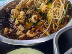 -周良天山牛杂城(天山路总店)