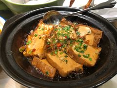 郴州泉水豆腐-费大厨辣椒炒肉(万家丽一店)