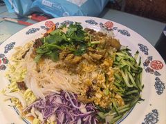 -鱼窝棚柴火铁锅炖(富山屯店)