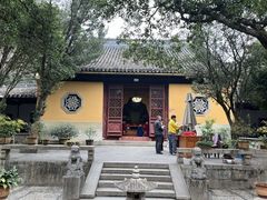 -灵岩山风景区