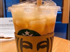 -星巴克臻选(上海陆家嘴中心店)