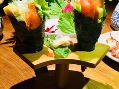 三文鱼牛油果沙拉手卷-蟹将军·松叶蟹和牛日料放题自助(K11店)