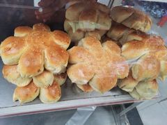 面包馕-新疆红柳花餐厅(新洲店)