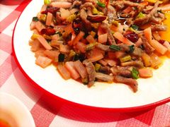 泡菜牛肉丝-洪霞餐馆·川菜·鲜货现炒(两江春城店)