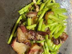 -莲餐厅·湖北菜·潜江小龙虾店(愚园路店)