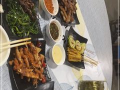 -乔岩保应烧烤店