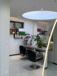 -吉艺心专业美发造型