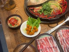 -巴卤社老火锅(财富店)